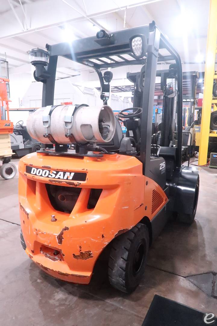 2020 Doosan G25N-7