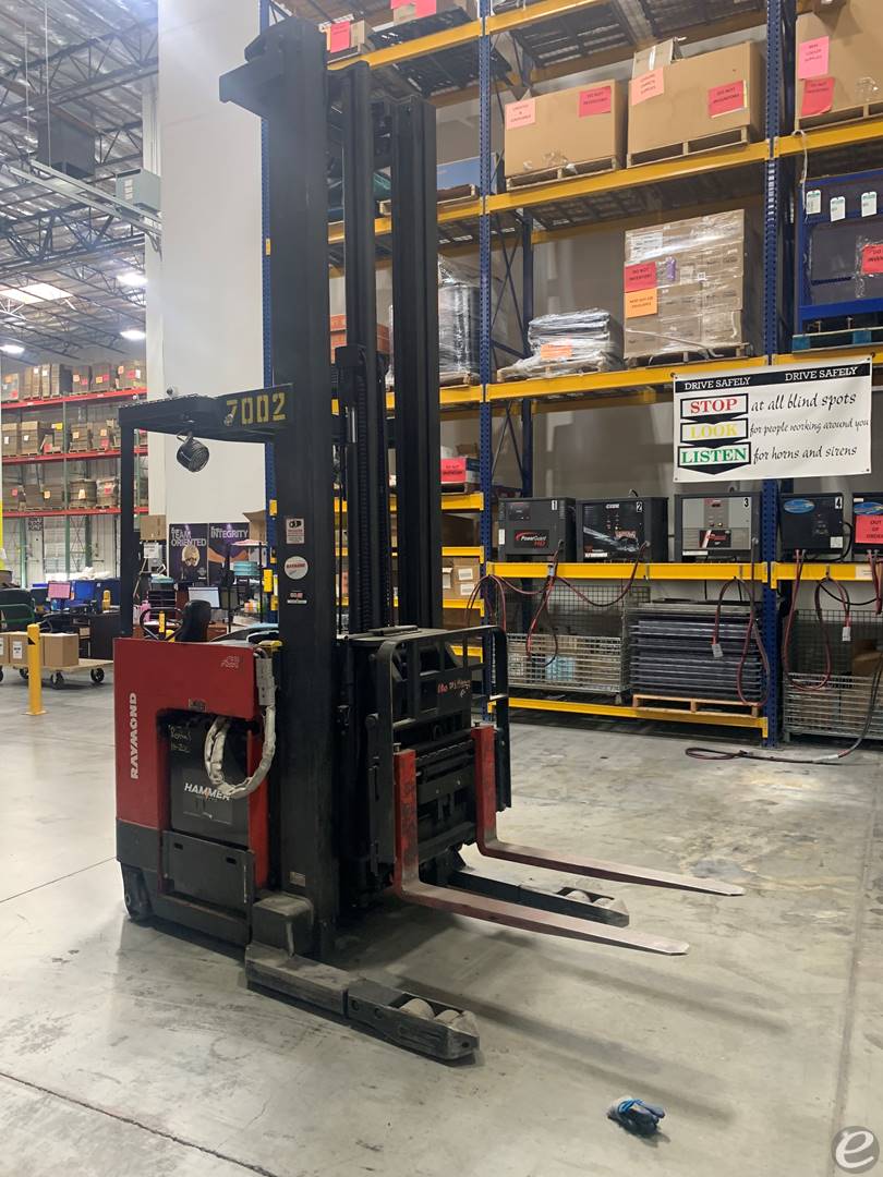 2006 Raymond EASI DR30TT Electric Reach Truck - 123Forklift
