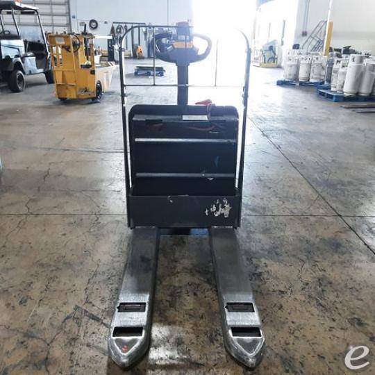2018 Unicarriers WLXT2W7S22V Electric Forklift - 123Forklift