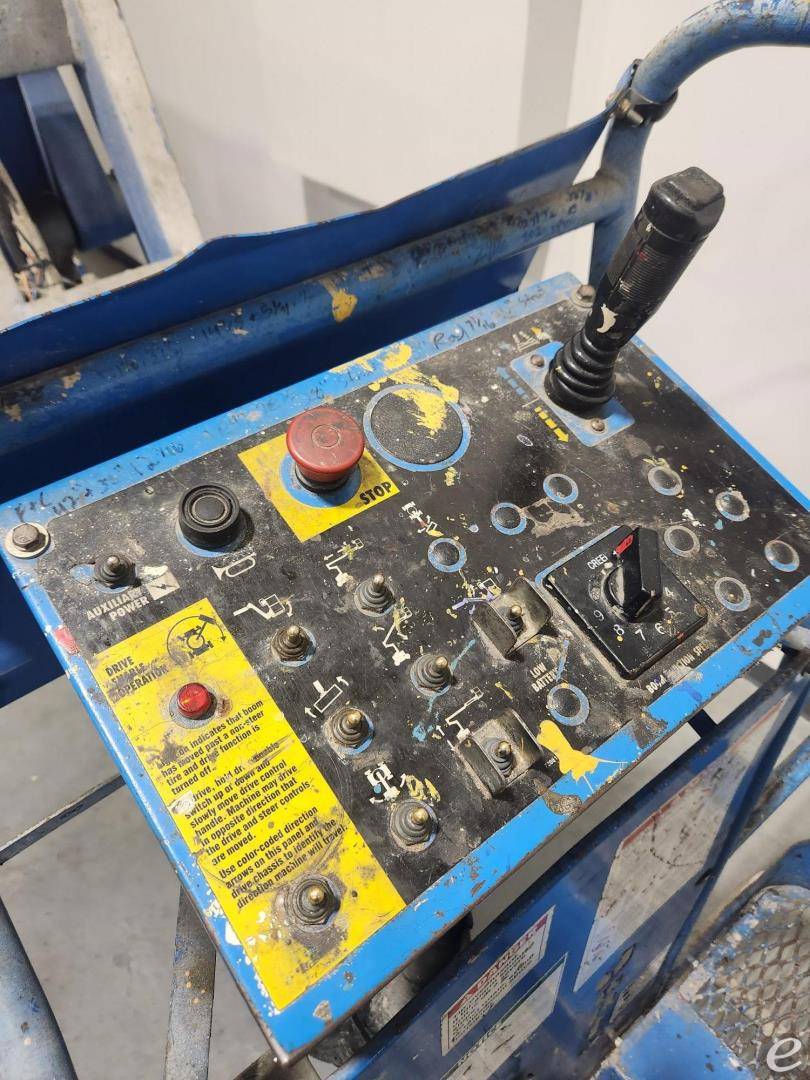 2000 Genie Z34/22N
