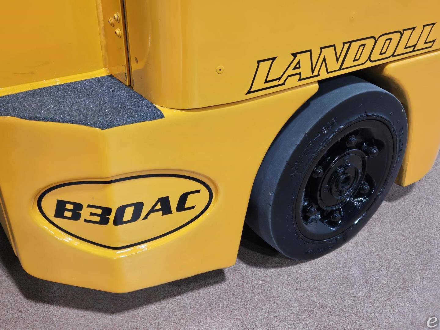 2013 Bendi B30/42E-180D