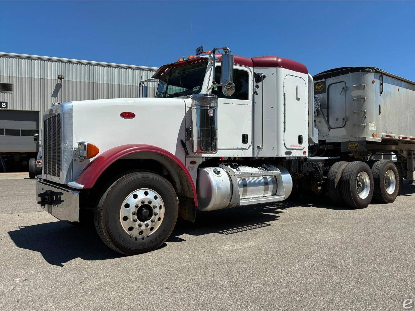 2011 Peterbilt 367