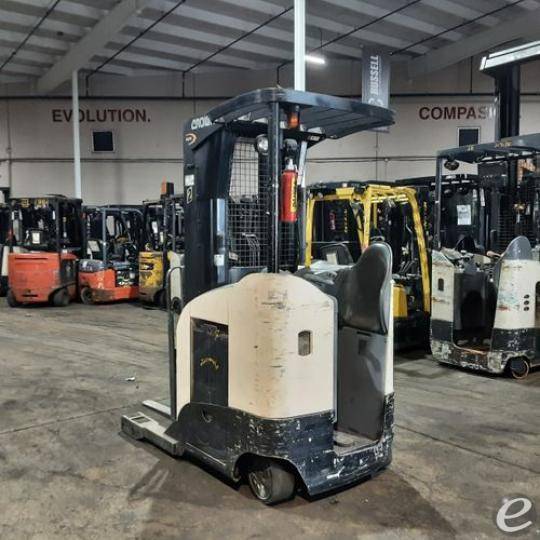 2018 Crown RR5725-45
