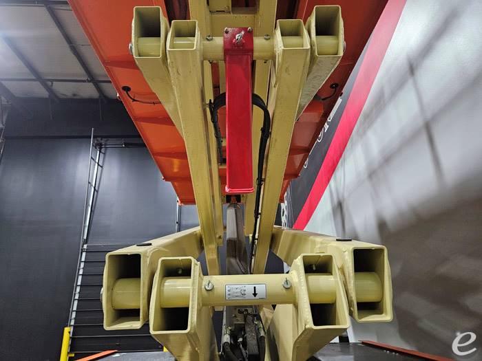 2025 JLG RT2669