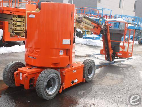2020 JLG E300AJP