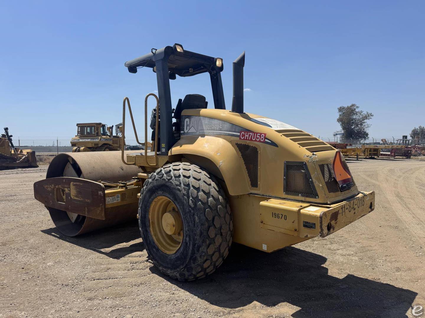 2006 Cat CS-563E