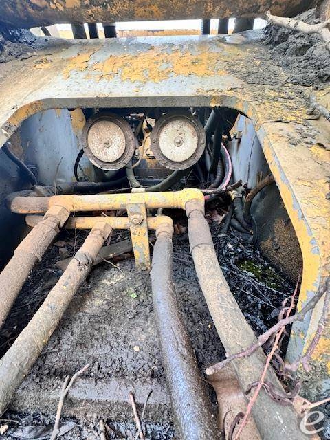 1994 John Deere 790E LC
