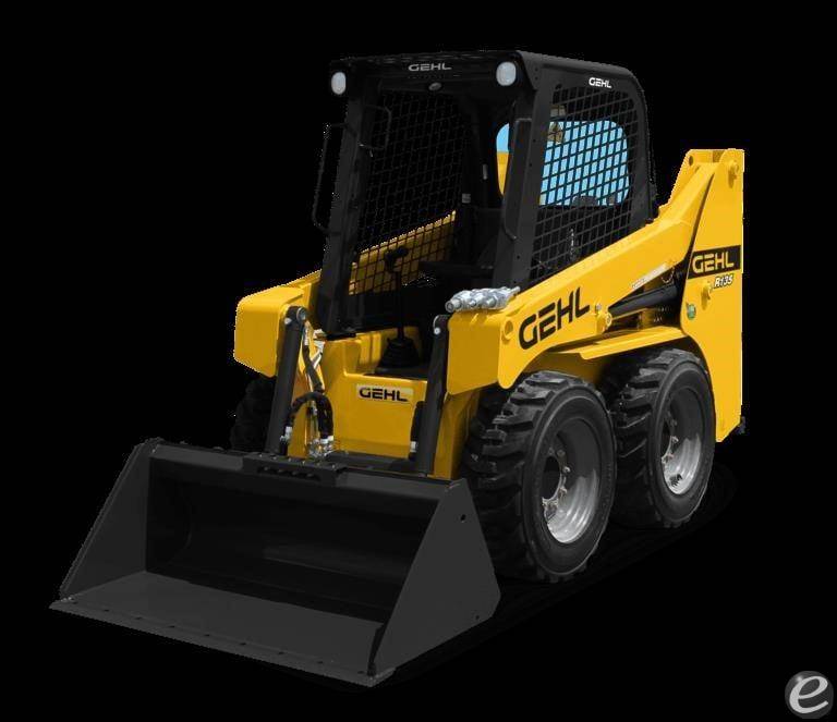 2026 Gehl R135