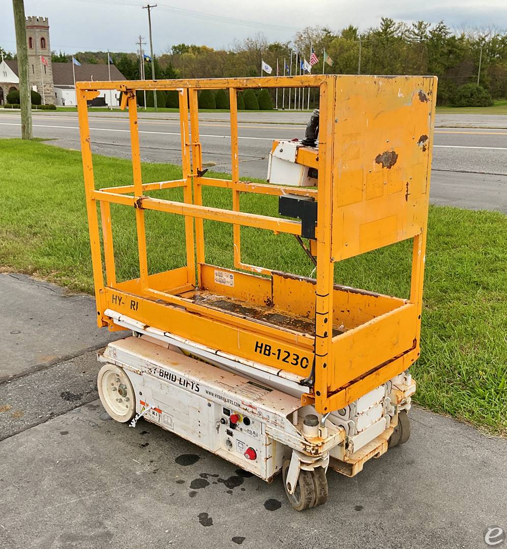 2017 Hy-Brid Lifts HB1230S3