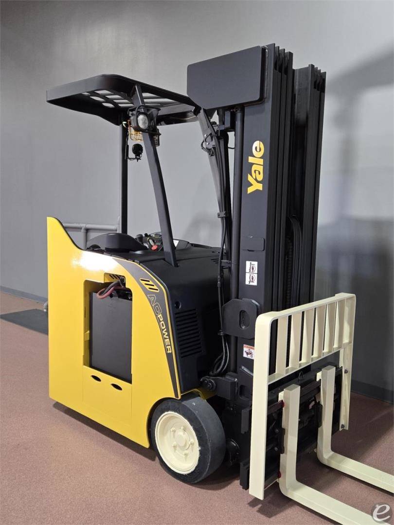 2015 Yale ESC035AD Electric Forklift - 123Forklift
