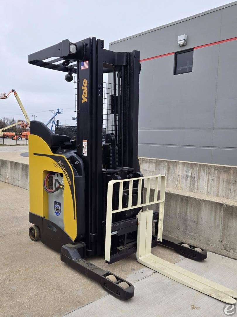 2018 Yale NDR035EB Electric Reach Truck - 123Forklift