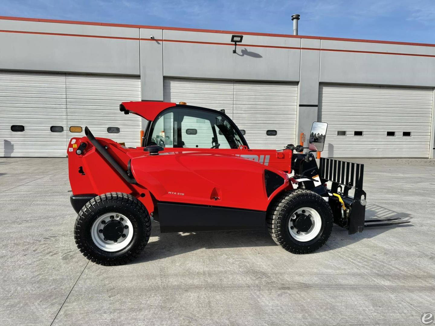 2025 Manitou MTA519