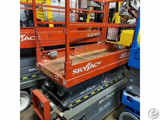 2015 Skyjack SJ-3219 Electric Sciss...