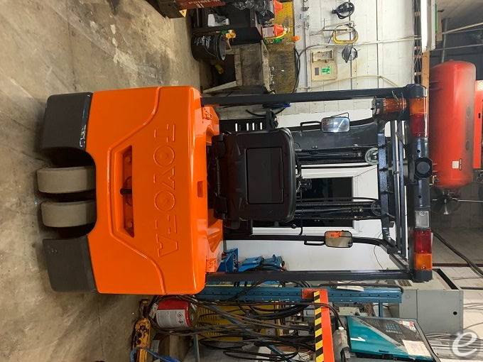2005 Toyota 7FBEU15 Electric Forklift - 123Forklift