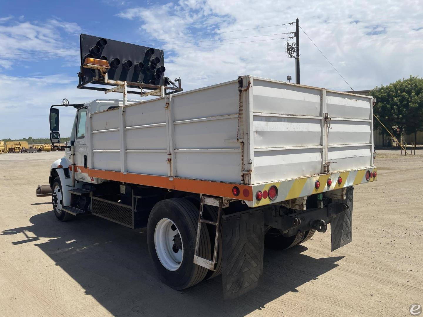 2006 International DURASTAR 4300