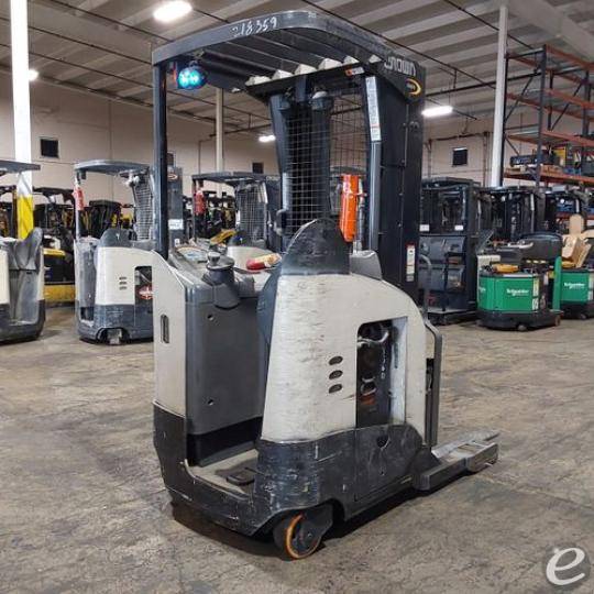 2019 Crown RR5725-45
