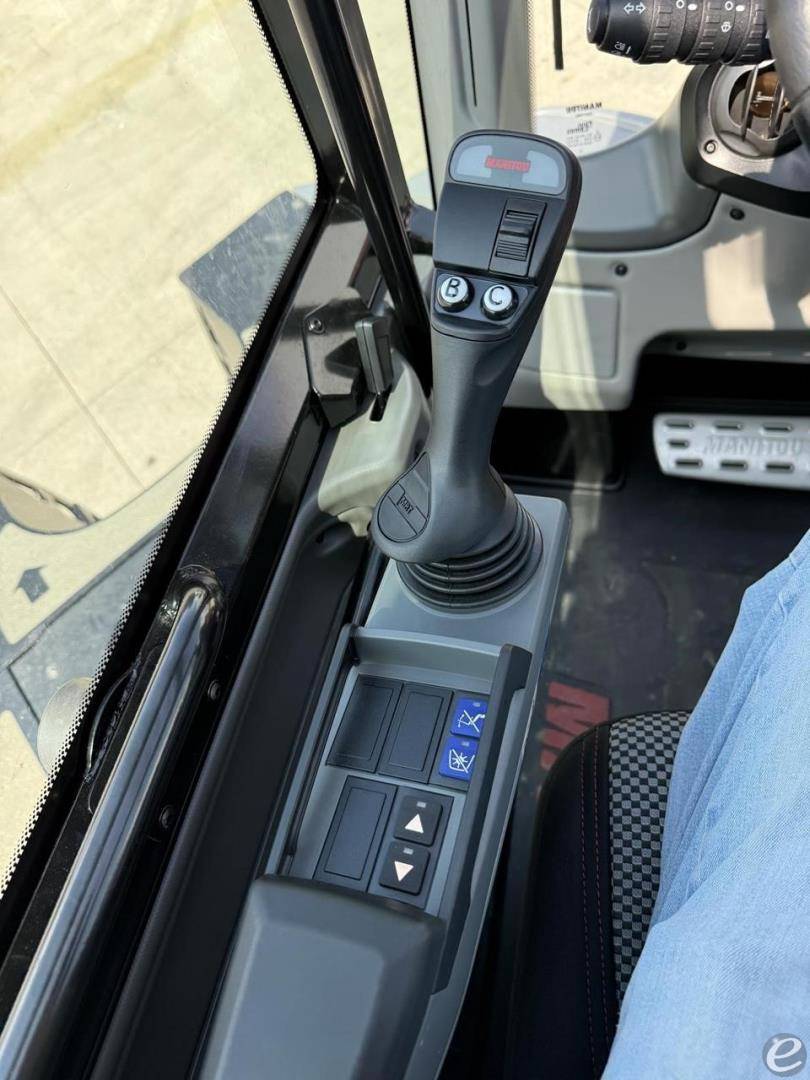 2026 Manitou MRT2660
