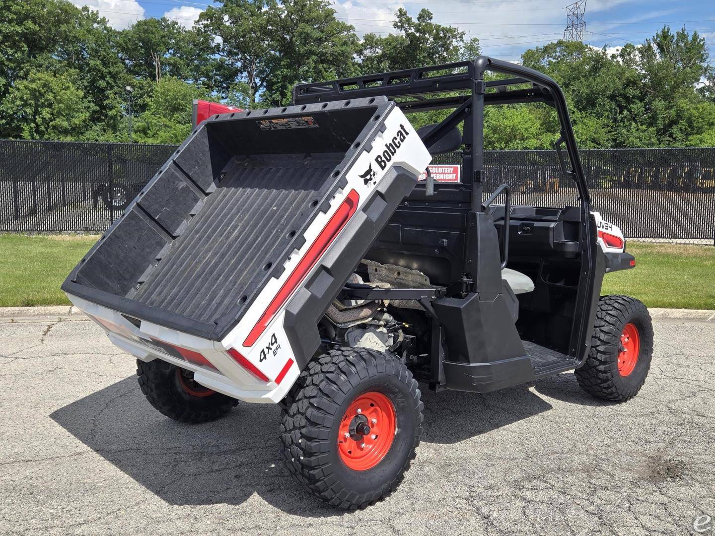 2022 Bobcat UV34