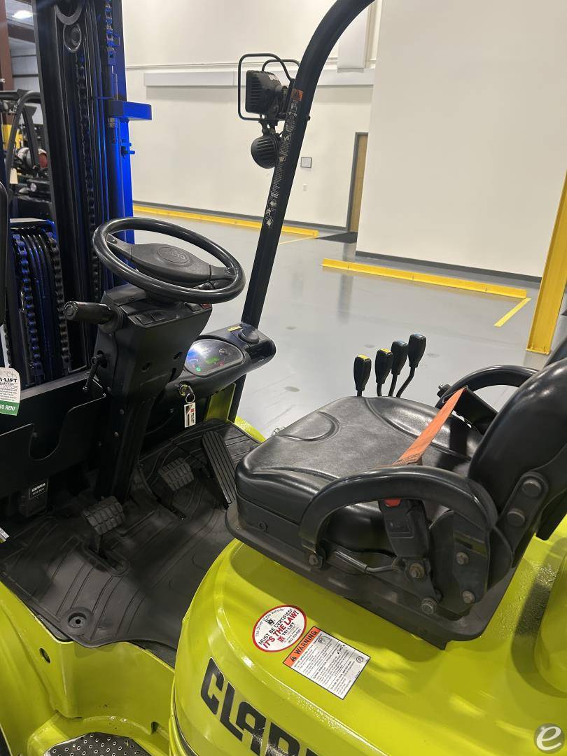 2020 Clark GTS25