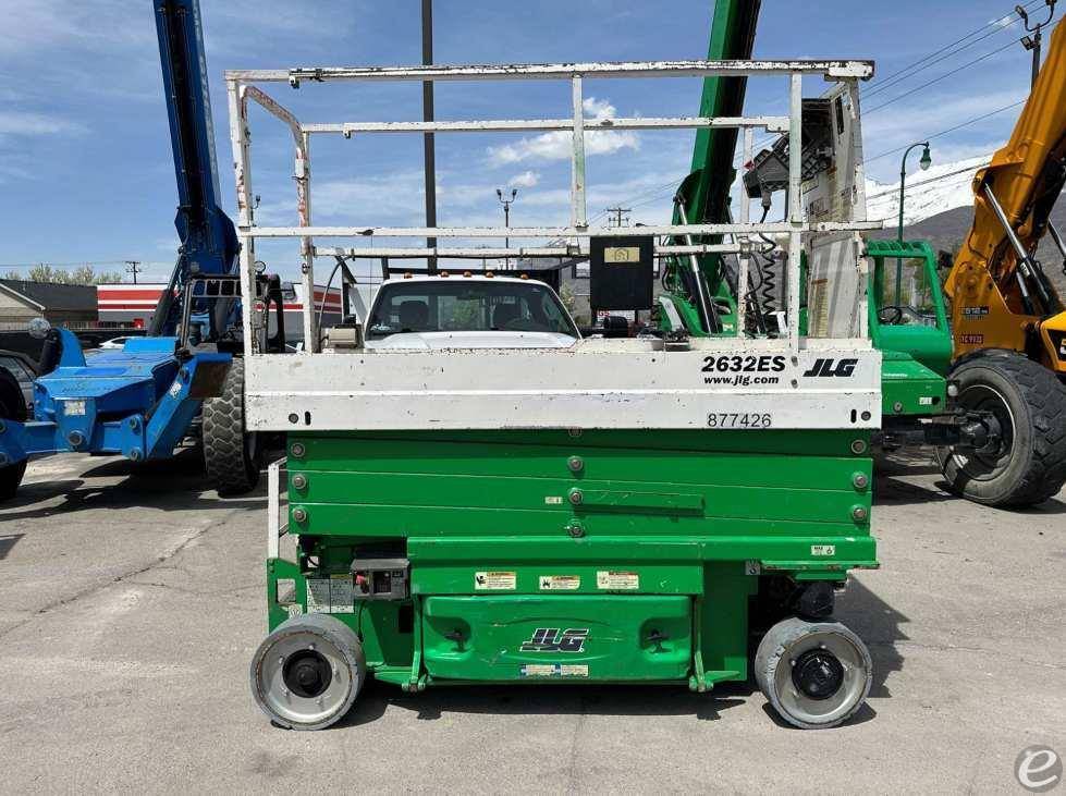 2016 JLG 2632ES