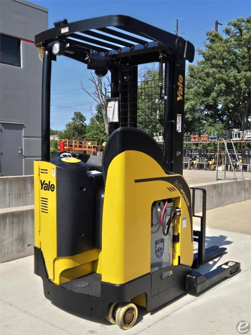2018 Yale NDR035EB Electric Reach Truck - 123Forklift