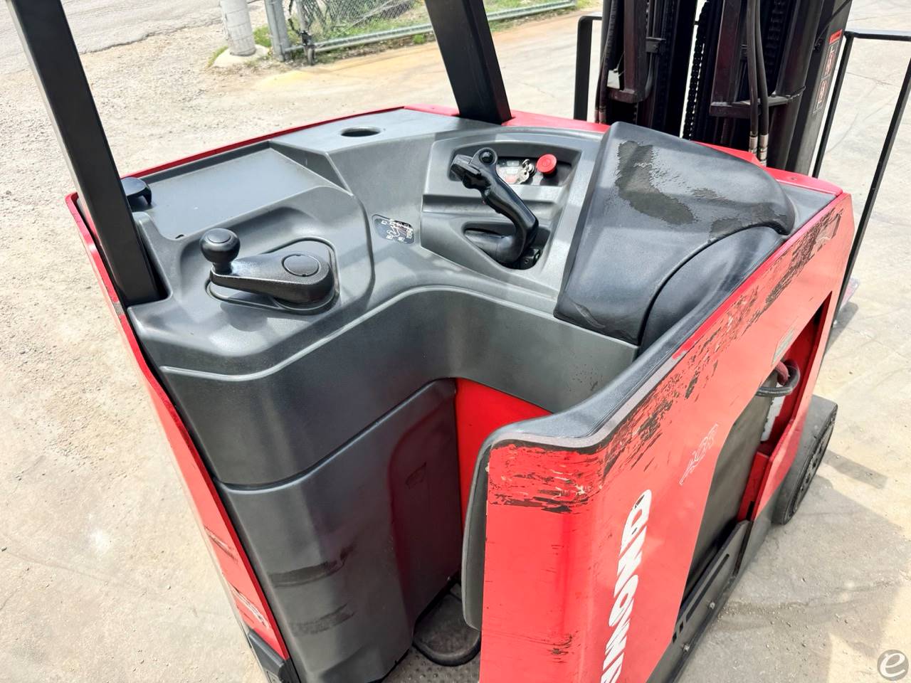 2017 Raymond 425-C35QM