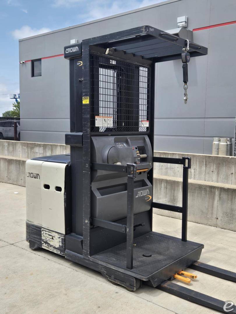 2008 Crown SP3505-30