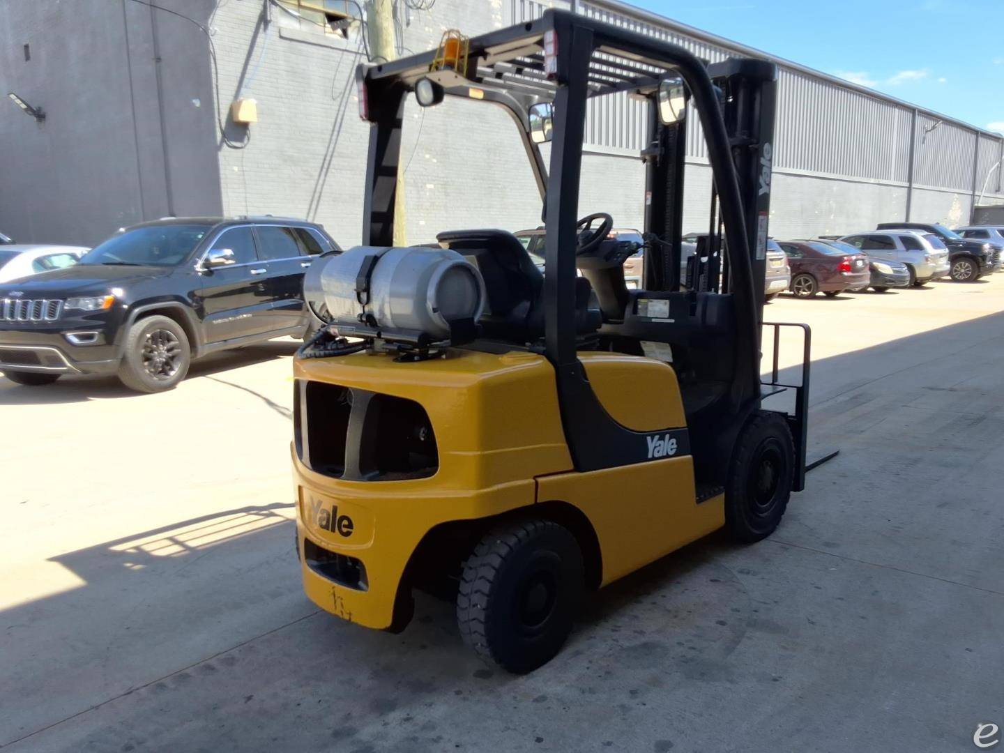2011 Yale GLP050VX
