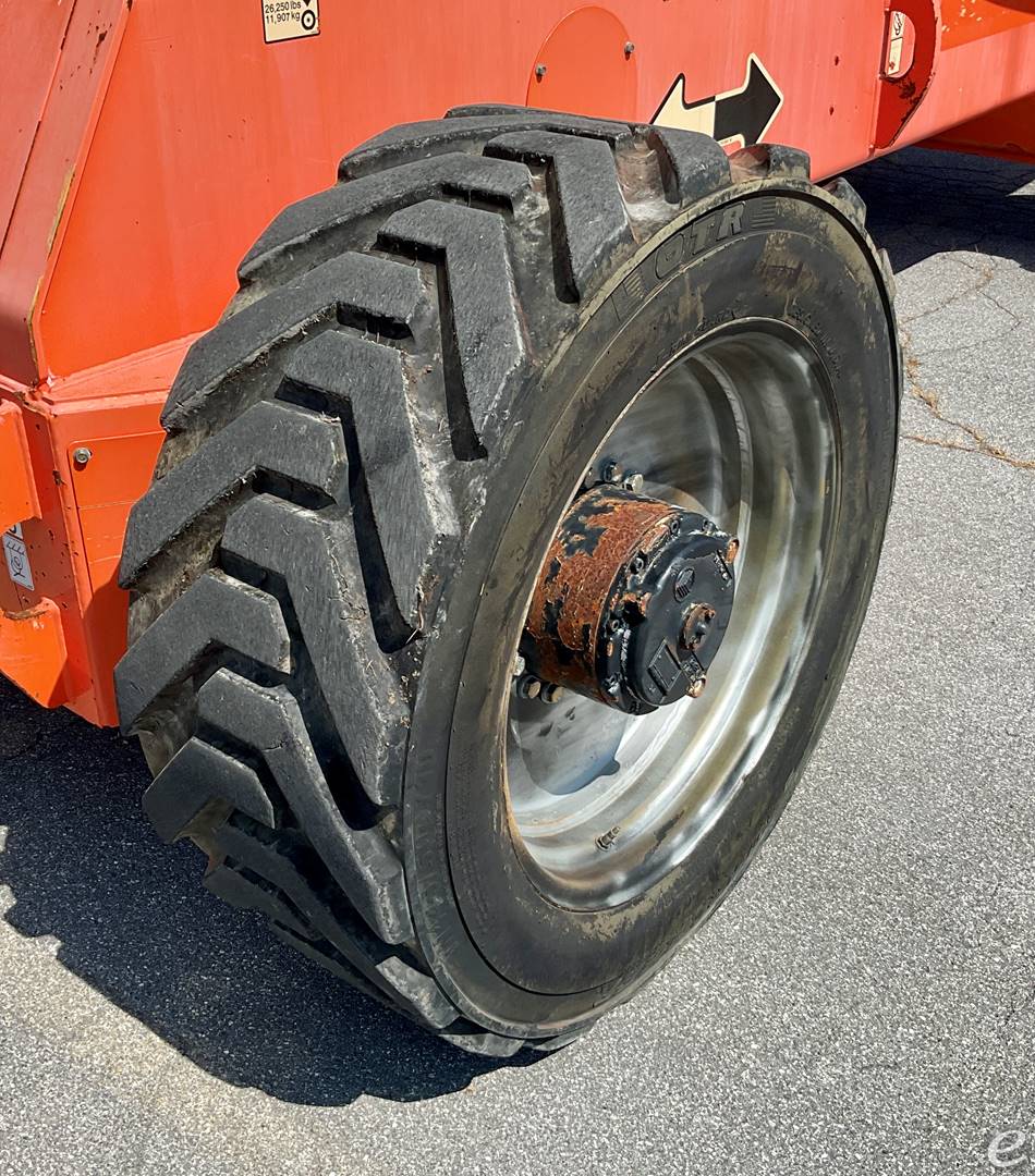 2017 JLG 1350SJP