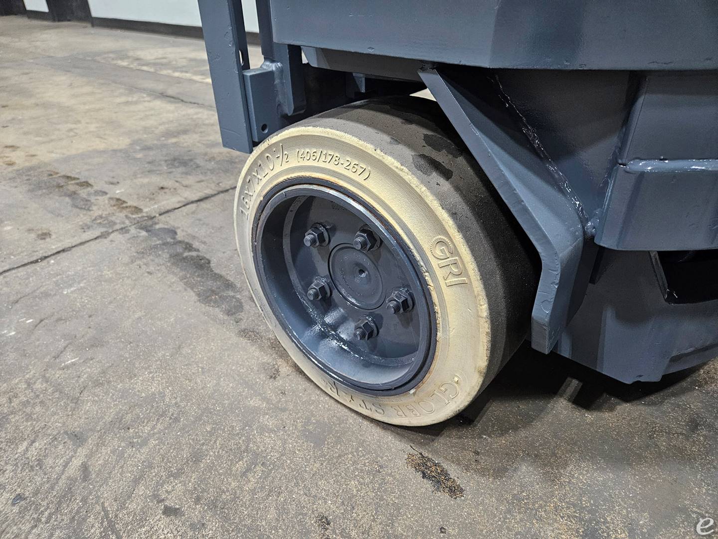 2015 Aisle-Master 44S