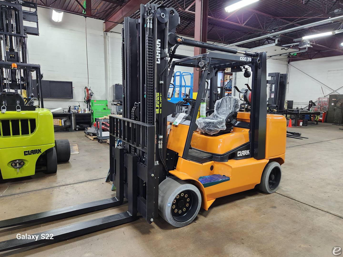 2024 Clark CGC70 LP Gas Forklift