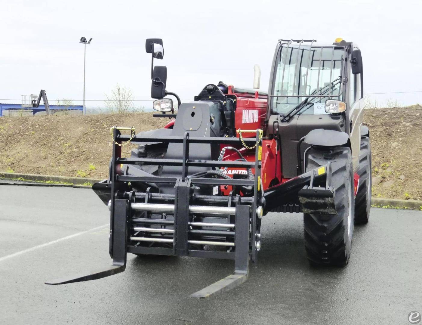 2025 Manitou HYDRAULIC FLOATING FORK POSITIONER (MT)