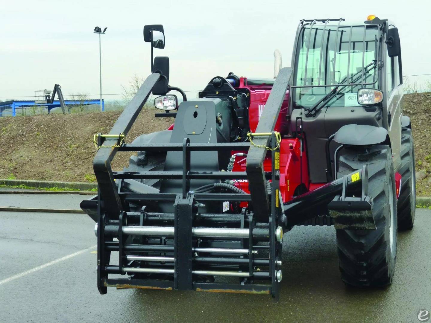 2025 Manitou HYDRAULIC FLOATING FORK POSITIONER (MT)