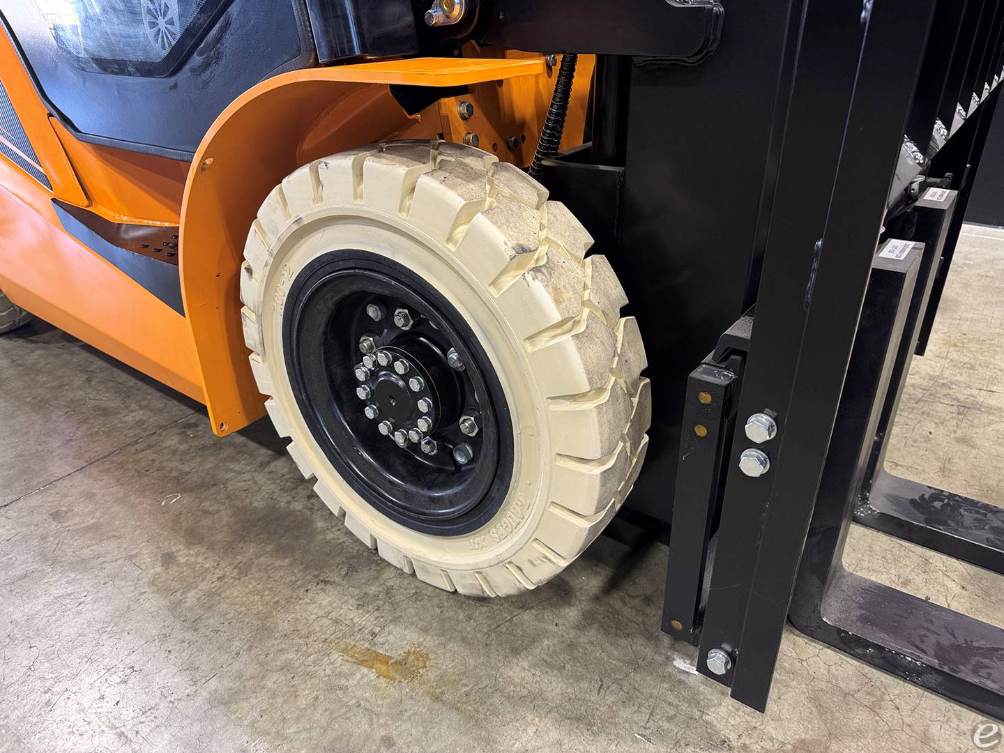 2026 Viper Lift Trucks FY25F