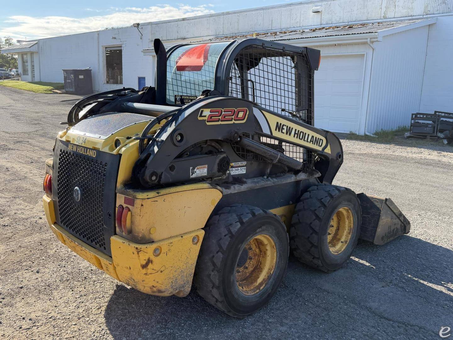 2015 New Holland L220