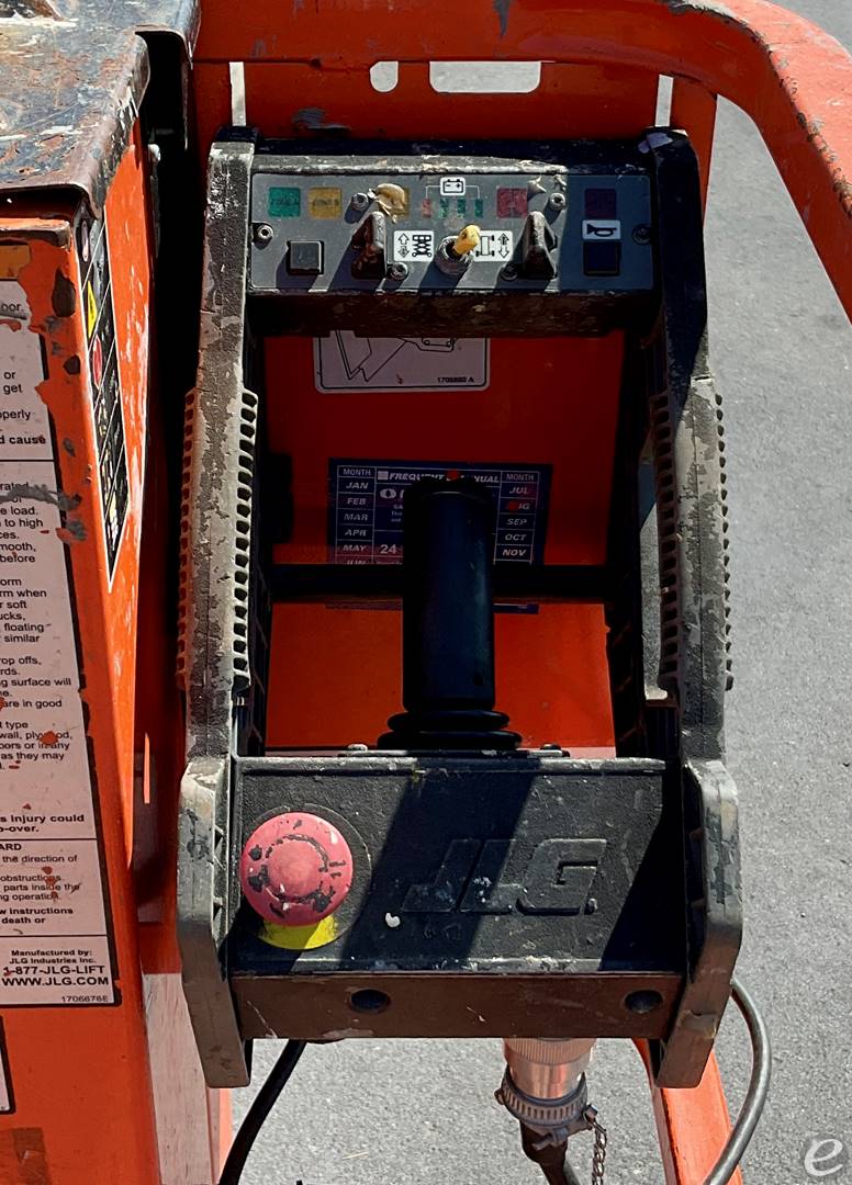 2019 JLG 1230ES