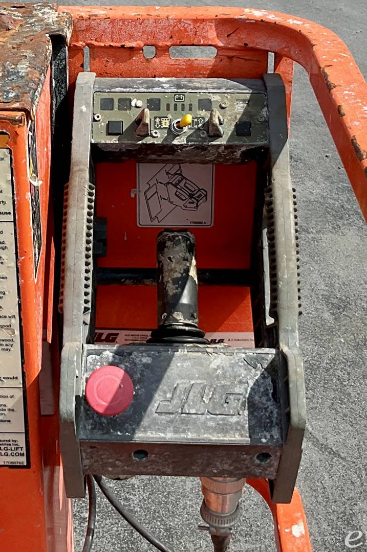 2016 JLG 1230ES