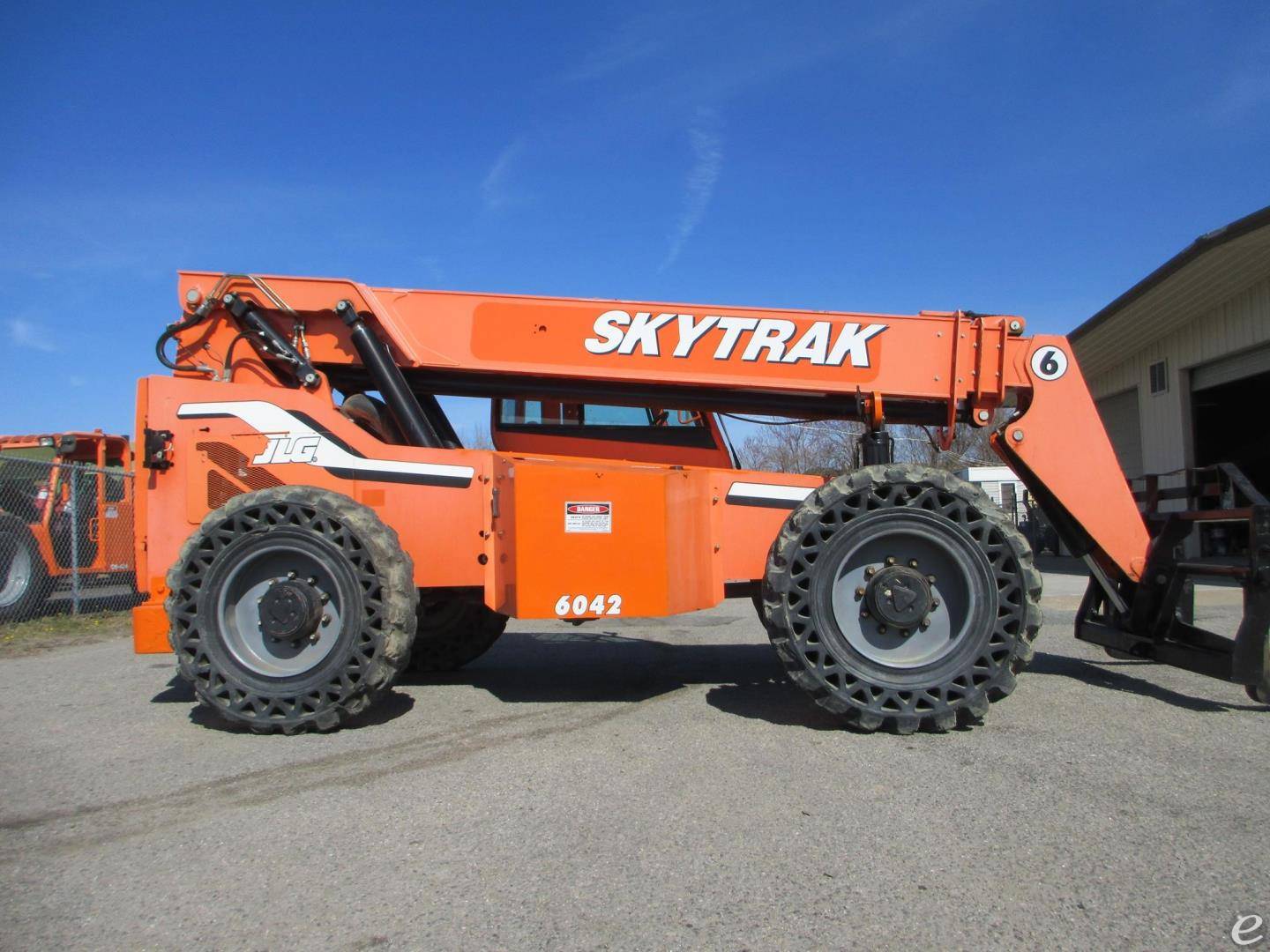 2015 Skytrak 6042