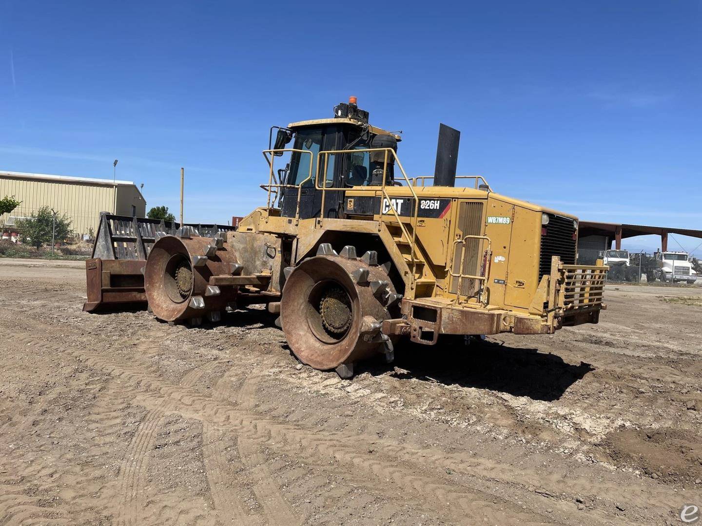 2011 Cat 826H