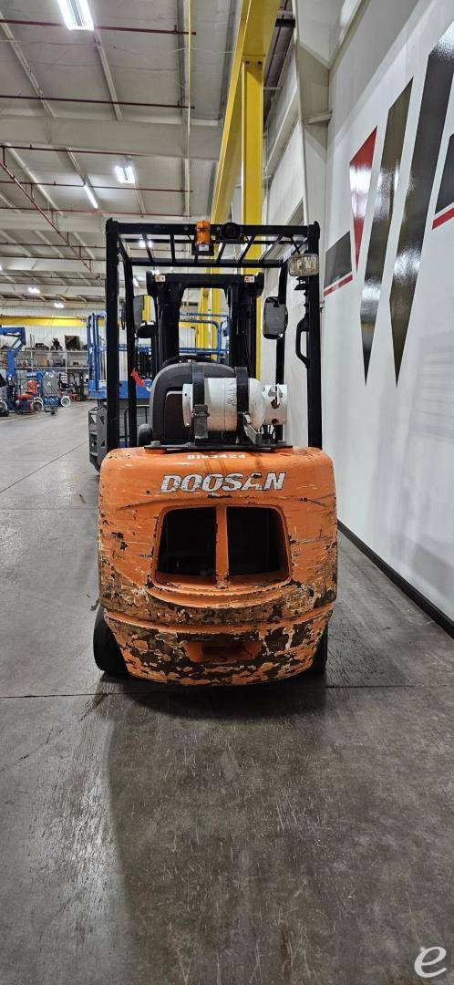 2012 Doosan G30P-5