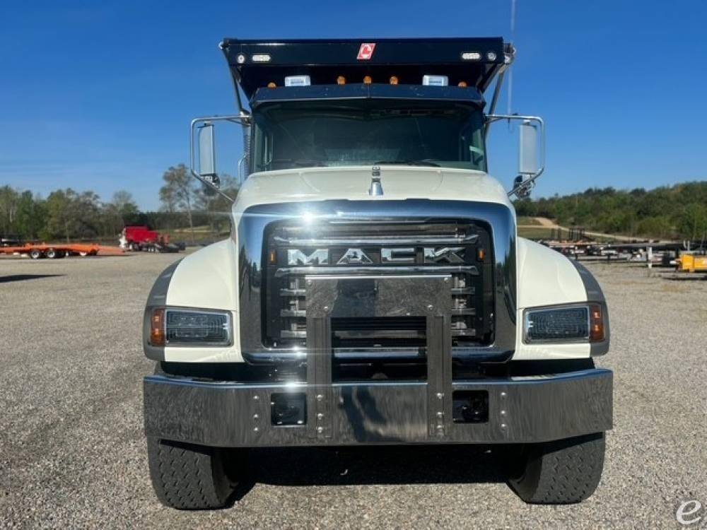 2025 Mack GRANITE 64FR