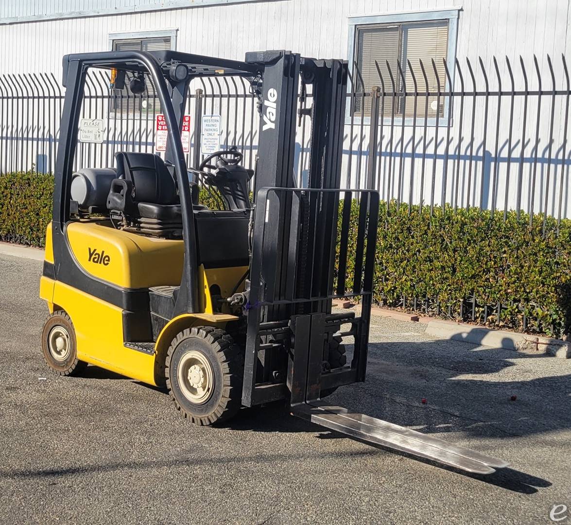 2016 Yale GLP030VXNRSE084