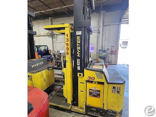 2013 Hyster R30XM3 Electric Order Picker - 123Forklift