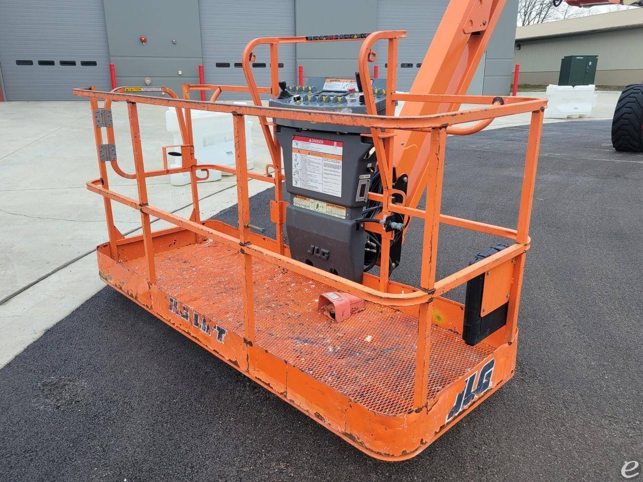 2011 JLG 1350SJP