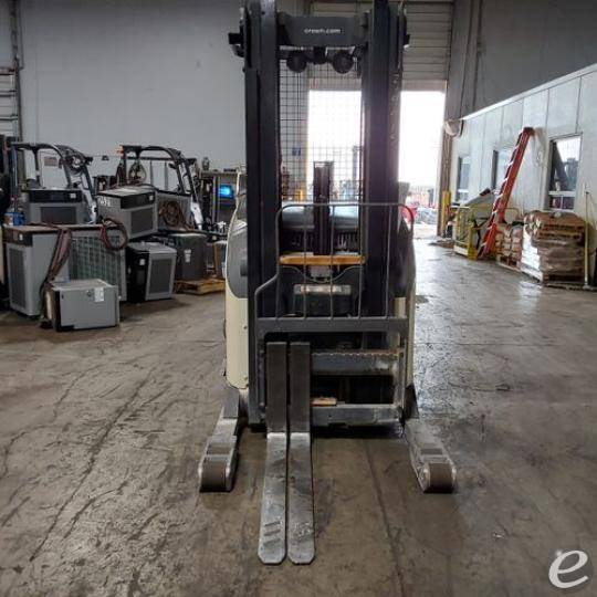 2018 Crown RR5725-45