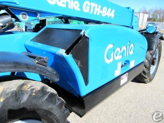 2015 Genie GTH844