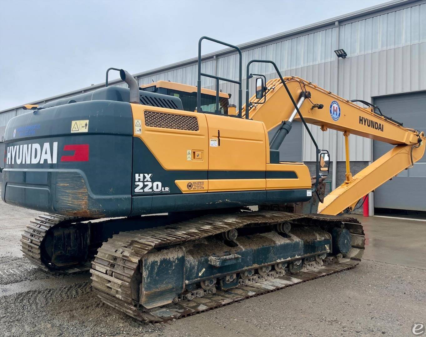 2018 Hyundai HX220 LR