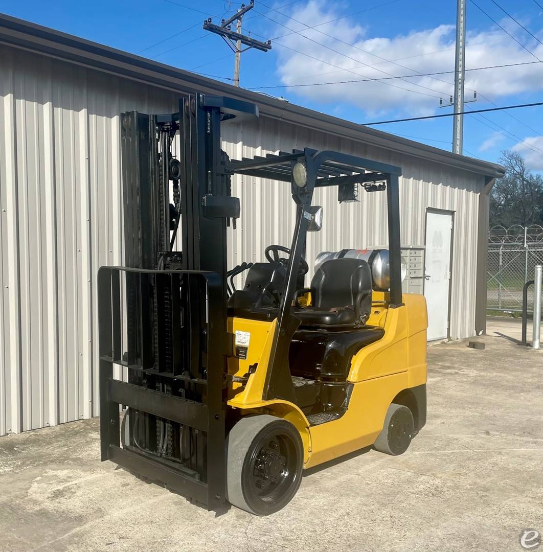 2016 LP Gas Cat 2C6000 Cushion Tire 4 Wheel Sit Down (Indoor Warehouse)