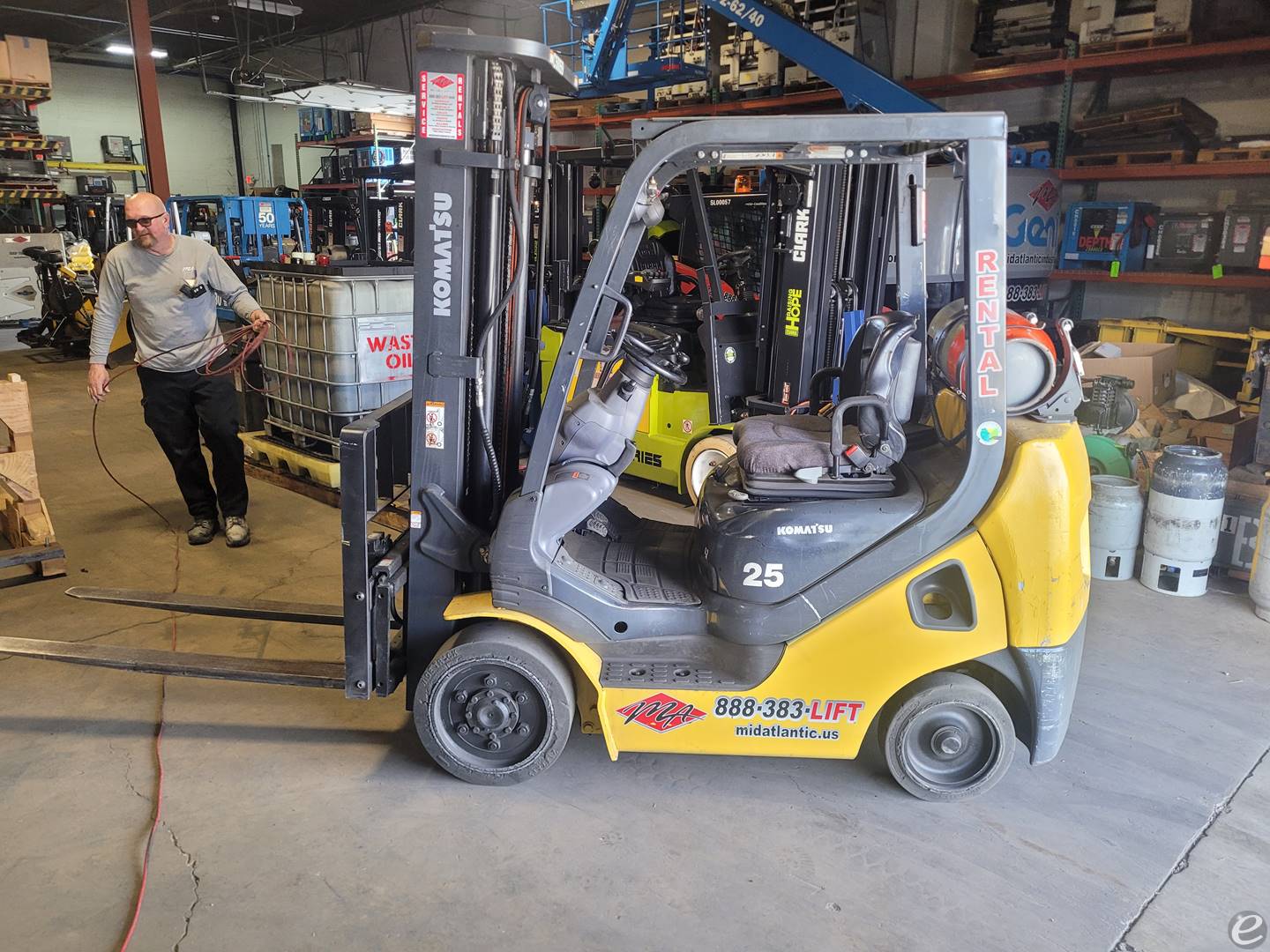 2014 Komatsu FG25ST-16 LP Gas Forkl...