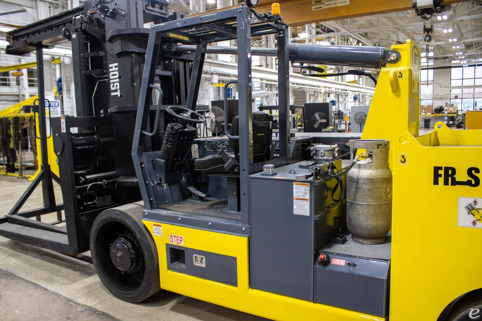 2027 Hoist Liftruck FR60-80